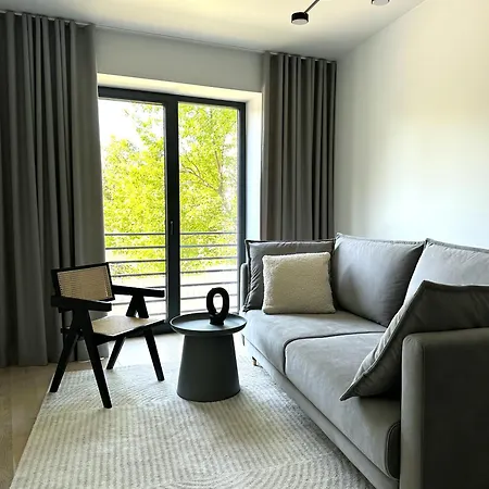 Apartment Brand New With Balcony And Free Parking *