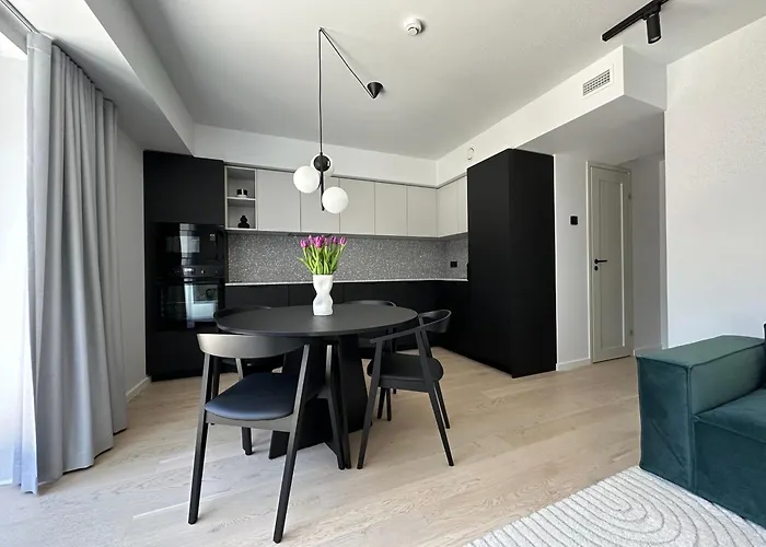 Brand New With Balcony And Free Parking Apartment