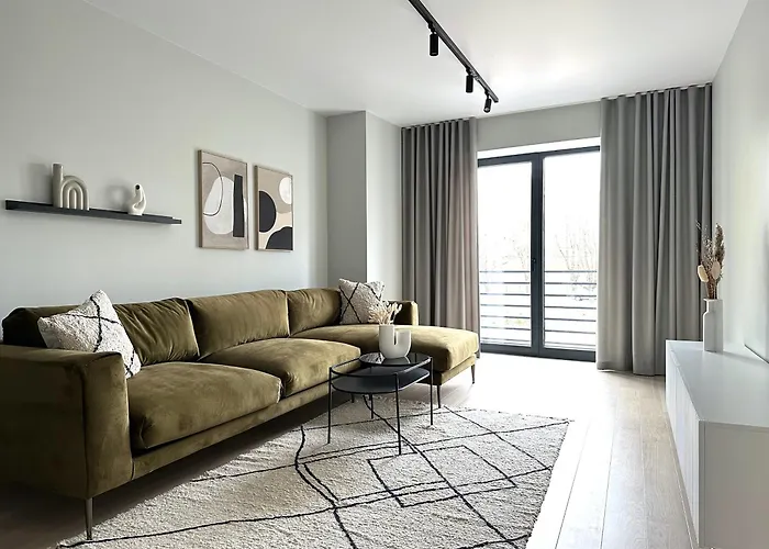 Brand New With Balcony And Free Parking Apartment