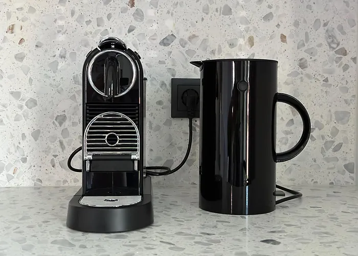 Brand New With Balcony And Free Parking *