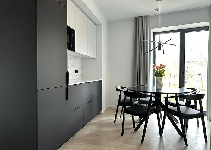 Apartman Brand New With Balcony And Free Parking